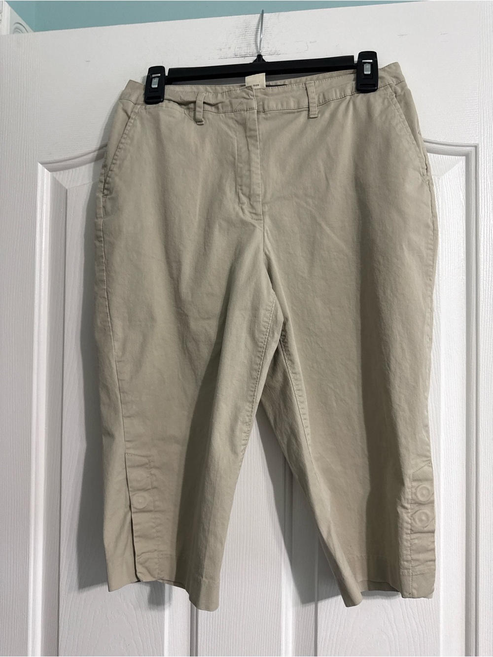 Women’s Khaki Crop Pants - Beige Casual Chinos